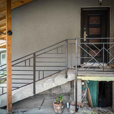 3 Parapetii Metalstroy Lom